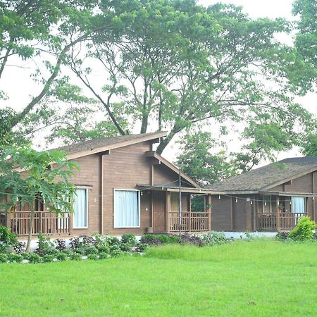 Jironi Resort Tezpur Kültér fotó