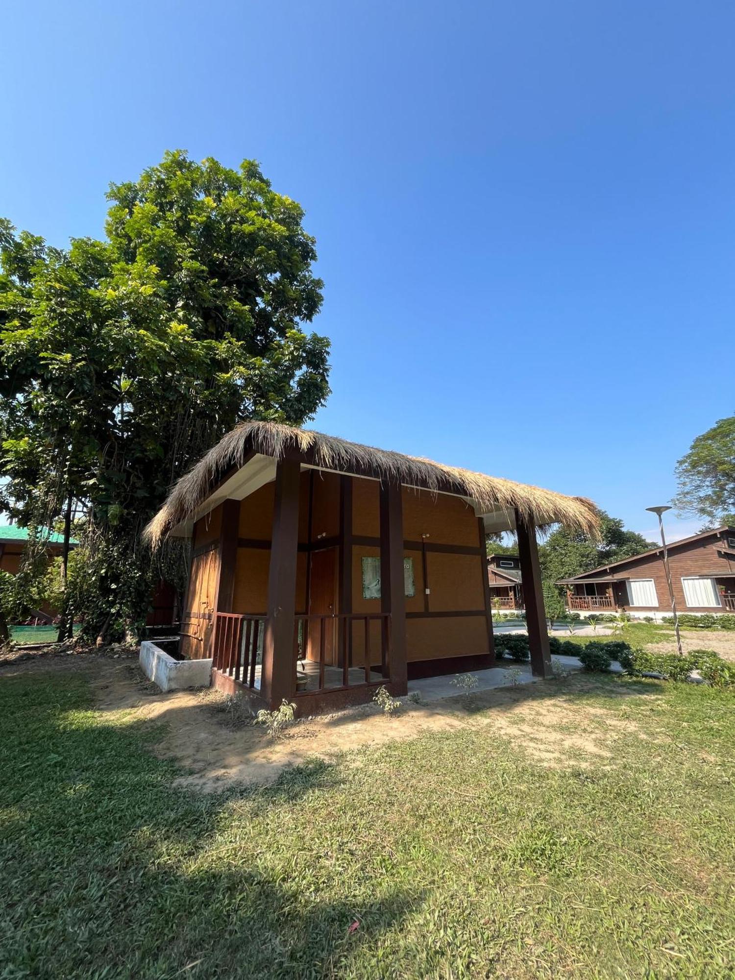Jironi Resort Tezpur Kültér fotó